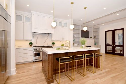 4841 Oakley Ave, Chicago IL 60659-5208 exterior