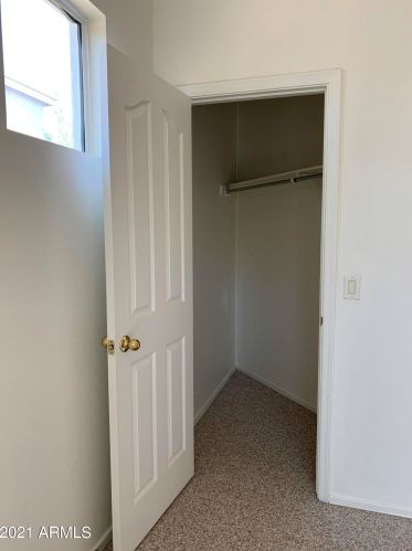 6825 39th Ln, Phoenix AZ  85041-6033 exterior