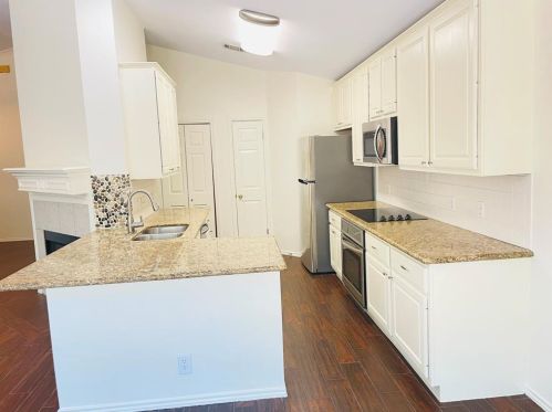 2638 Cascade Fls Dr, Austin TX 78738-5347 exterior