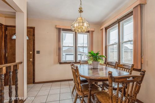 7405 Octavia Ave, Chicago IL 60631-4436 exterior