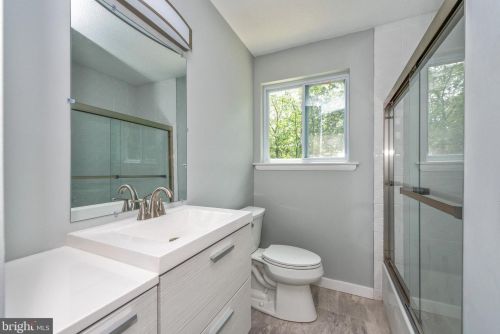 426 California Trl, Browns Mills NJ  08015-5639 exterior