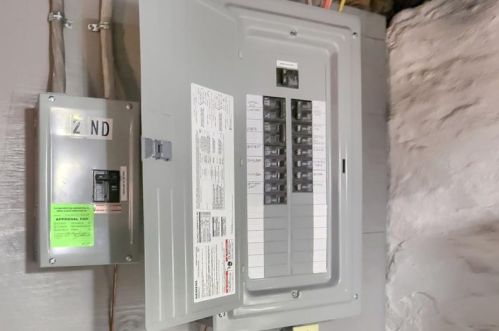 1526 State Ave, Moon Twp PA  15108-2052 exterior