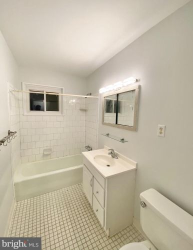 3912 Chaco Rd, Alexandria VA 22312-1029 exterior