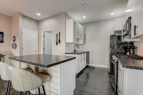 3955 Maple Grove Dr, Madison WI  53719-1842 exterior