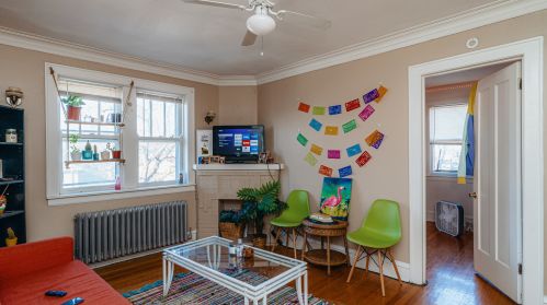 3139 Francisco Ave, Chicago IL 60618-5814 exterior