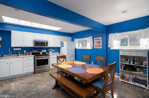 29 Soloff Dr, Trenton NJ 08610-4225 exterior