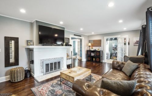 33 Maple Ave, Springfield, NJ 07081-1311