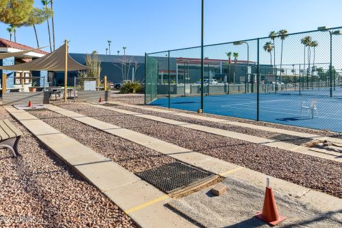 6692 Cypress Point Dr, Chandler AZ  85249-4332 exterior