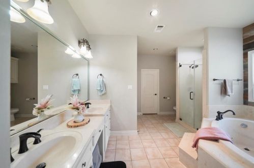 11637 Princess Ann Ct, Montgomery TX 77316-3604 exterior