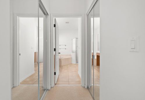 10084 Stonegate Dr, Fort Pierce FL 34987-2423 exterior