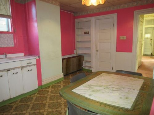 829 Euclid Ave, Pittsburgh PA 15206-1612 exterior