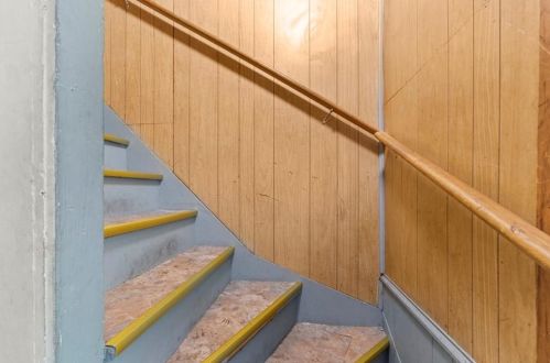 355 Providence St, Woonsocket RI 02895-5173 exterior