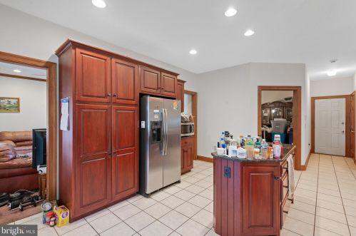 2091 Mallard Dr, Lancaster PA 17601-5457 exterior