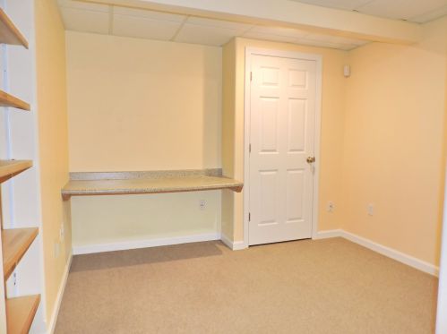 37 Curtisville Rd, Concord NH 03301-5906 exterior