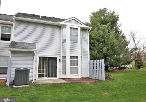 5 Aldgate Ct, Princeton NJ exterior