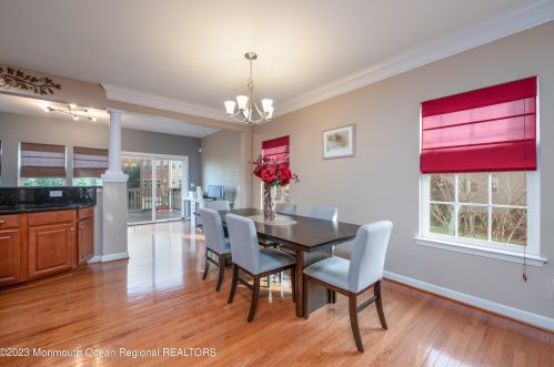 16 Pate Dr, Middletown NJ 07748-1700 exterior