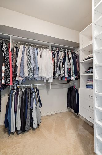 21192 Strawberry Hills Dr, Macomb Township MI 48044-2277 exterior