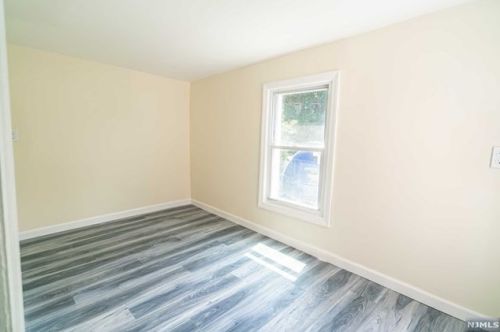 18 Jefferson St, Paterson NJ  07522-1747 exterior