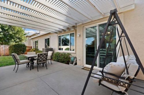 552 Hall St, Folsom CA 95630-9545 exterior