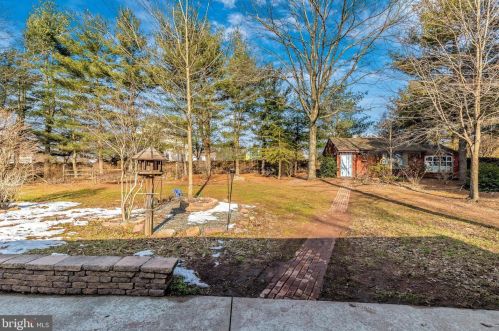 265 Old State Rd, Limerick PA 19468-3214 exterior