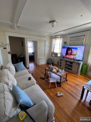 678 Market St, Paterson NJ  07513-1231 exterior