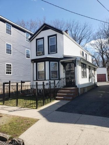 54 Cummings St, Irvington, NJ 07111-2511