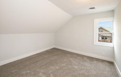 805 Townsend St, Milwaukee WI  53212-1723 exterior