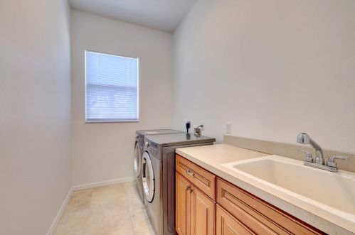 2601 Serenity Cir, Fort Pierce FL 34981-5048 exterior