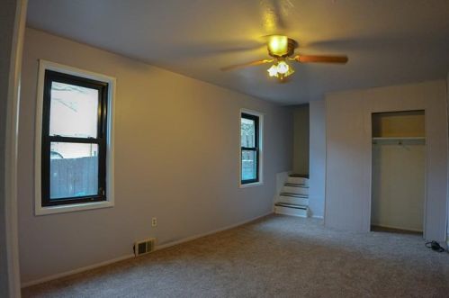 2512 Josephine St, Pittsburgh PA 15203-2411 exterior