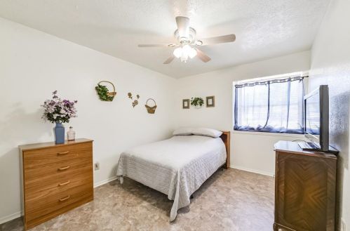 7319 Foxway Ln, Humble TX exterior