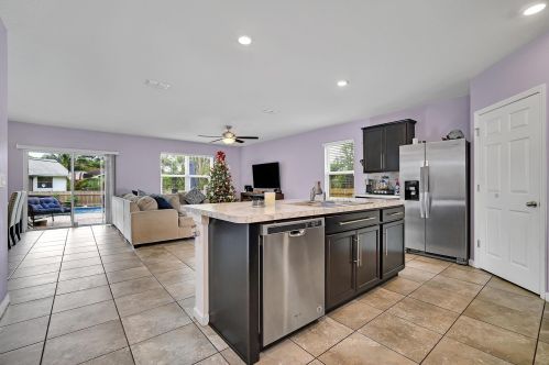 1118 Sarto Ln, Fort Pierce FL 34953-2655 exterior