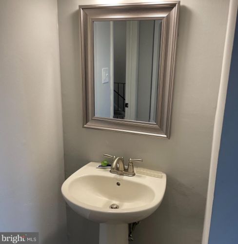 206 Walnut Ridge Est, Pottstown PA  19464-3059 exterior