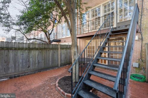 1737 Corcoran St, Washington DC 20009-2471 exterior