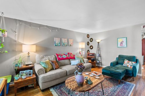 2958 California St, Milwaukee, WI 53207-2468