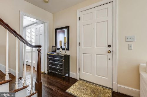 301 Glendale Ave, Alexandria VA 22301-2407 exterior