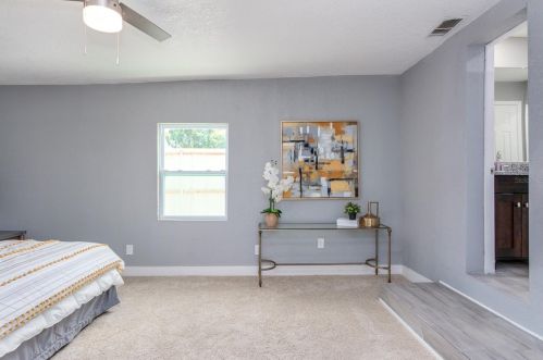 3213 Cherry St, Tampa FL  33607-3115 exterior