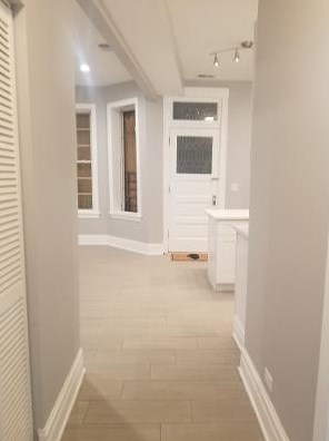 4113 Gladys Ave, Chicago IL 60624-3021 exterior