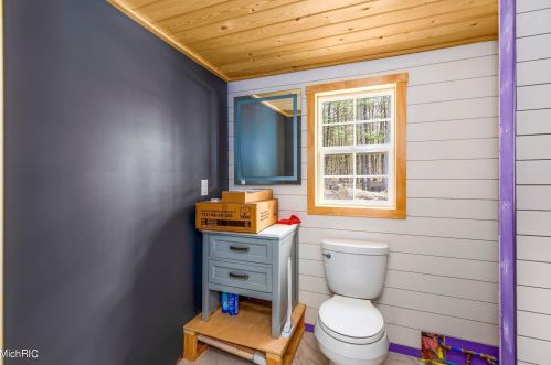 17600 197 Ave, Big Rapids MI 49307-9038 exterior