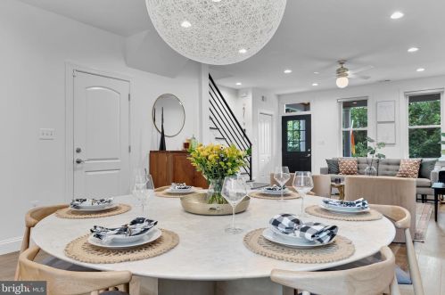 815 Longfellow St, Washington DC  20011-8205 exterior