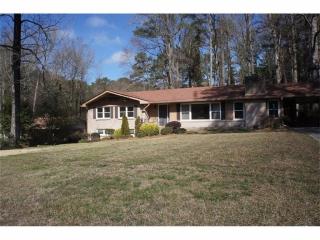 3220 Embry Hills Dr, Atlanta, GA 30341-4328