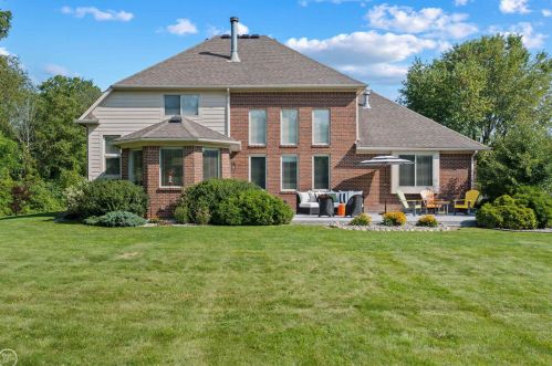 5233 Belle Riv Rd, East China MI 48054-3405 exterior