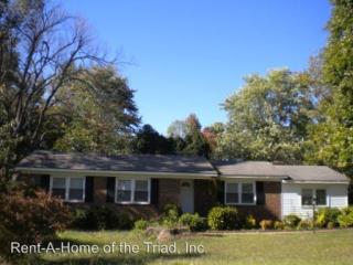 3020 Branderwood Dr, Greensboro NC  27406-4908 exterior