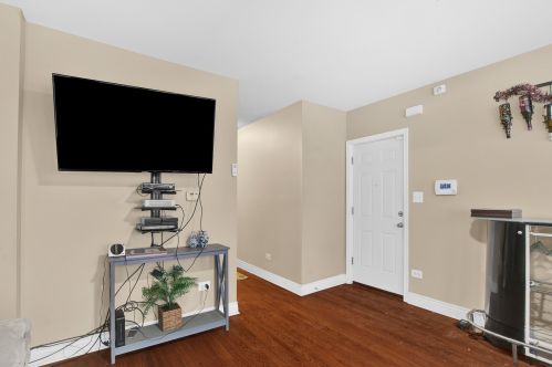 7640 Throop St, Chicago IL 60620-3754 exterior