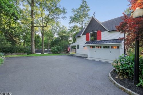 517 Clark St, Westfield NJ 07090-4012 exterior