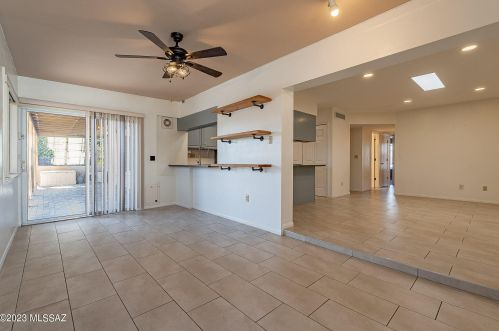 4801 Red Wolf Dr, Tucson AZ  85742-8825 exterior