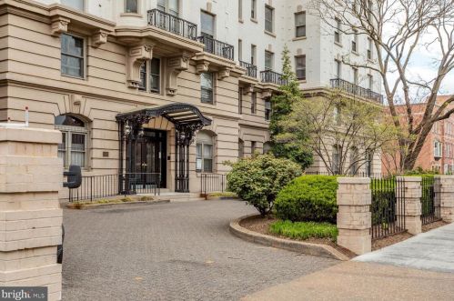 3060 16th St, Washington, DC 20018-3808