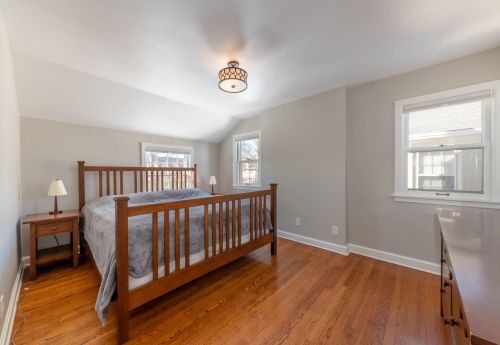 2346 90, Milwaukee WI 53226-4512 exterior