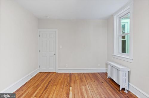 5450 11th St, Philadelphia PA  19141-3005 exterior