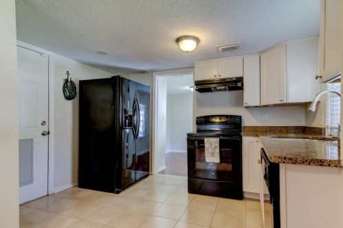 208 Broad St, Tampa FL  33604-4004 exterior