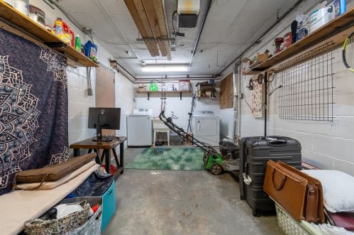 135 Owendale Ave, Pittsburgh PA  15227-1934 exterior